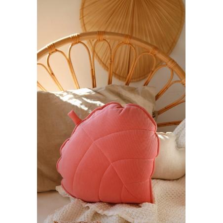 Welwetowa poduszka liść "candy pink"