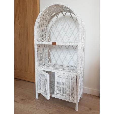 Wiklinowa Szafka Etażerka Biała z Drzwiczkami