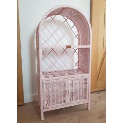 Wiklinowa Szafka Etażerka Różowa z Drzwiczkami