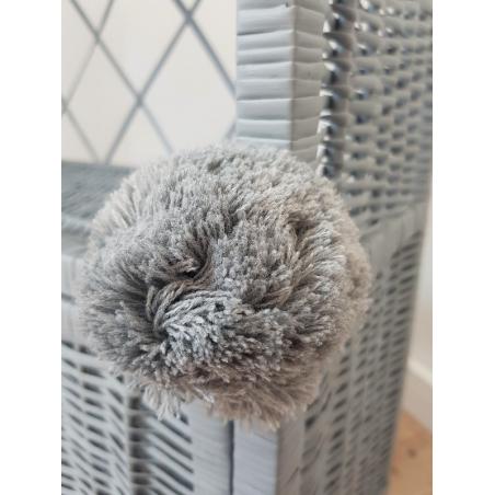 Wiklinowa Szafka Etażerka Szara z Drzwiczkami z Pomponami