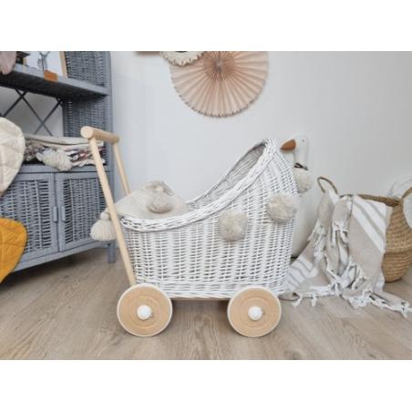 Wiklinowy Wózek dla Lalek Pchacz z Pomponami (pościel)