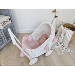 Wiklinowy Wózek dla Lalek Pchacz z Chwostami (pościel)