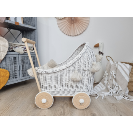 Wiklinowy Wózek dla Lalek Pchacz z Chwostami (pościel)