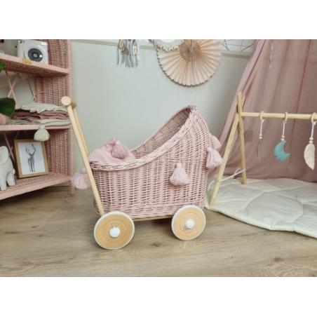 Wiklinowy Wózek dla Lalek Brudny Róż z Chwostami (pościel)