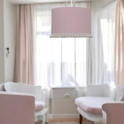Young Deco - Lampa Sufitowa z pomponami Różowa